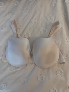 Cacique balconette  Everyday Smooth T-Shirt Bra in white 42D